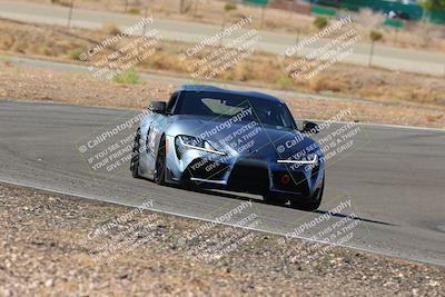 media/Oct-01-2022-Team Topak Racing (Sat) [[f860fb51be]]/2-Inter Low 2/session 1 turn 3/